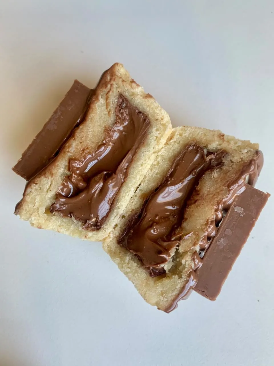 Mookie nutella - kinder maxi - vue gâteau ouvert.